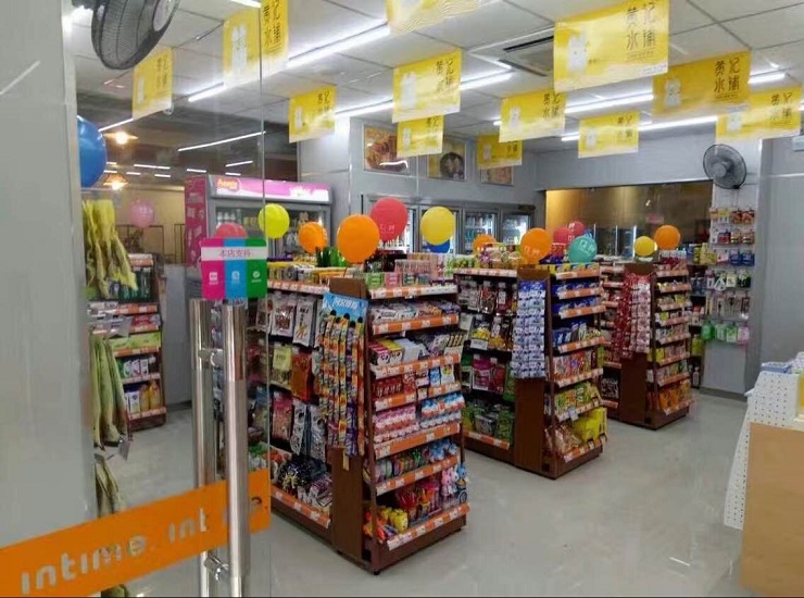 ZOHNSON led tubes were installed in Convenient Chain Stores In-Time in China